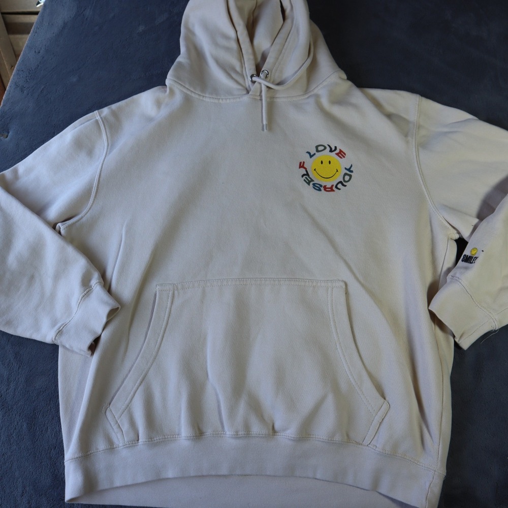 RSQ Mens Hoodie Small Ivory Love Yourself Smiley Graphic Pullover Sweatshirt
